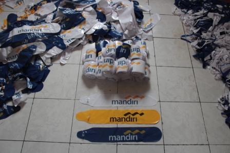 Balon tepuk bank mandiri