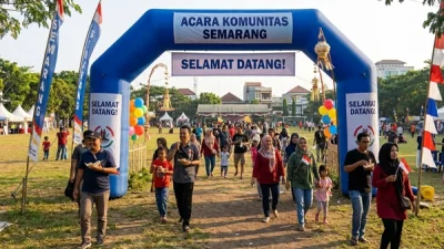 Acara komunitas dengan balon gate sebagai pintu masuk utama
